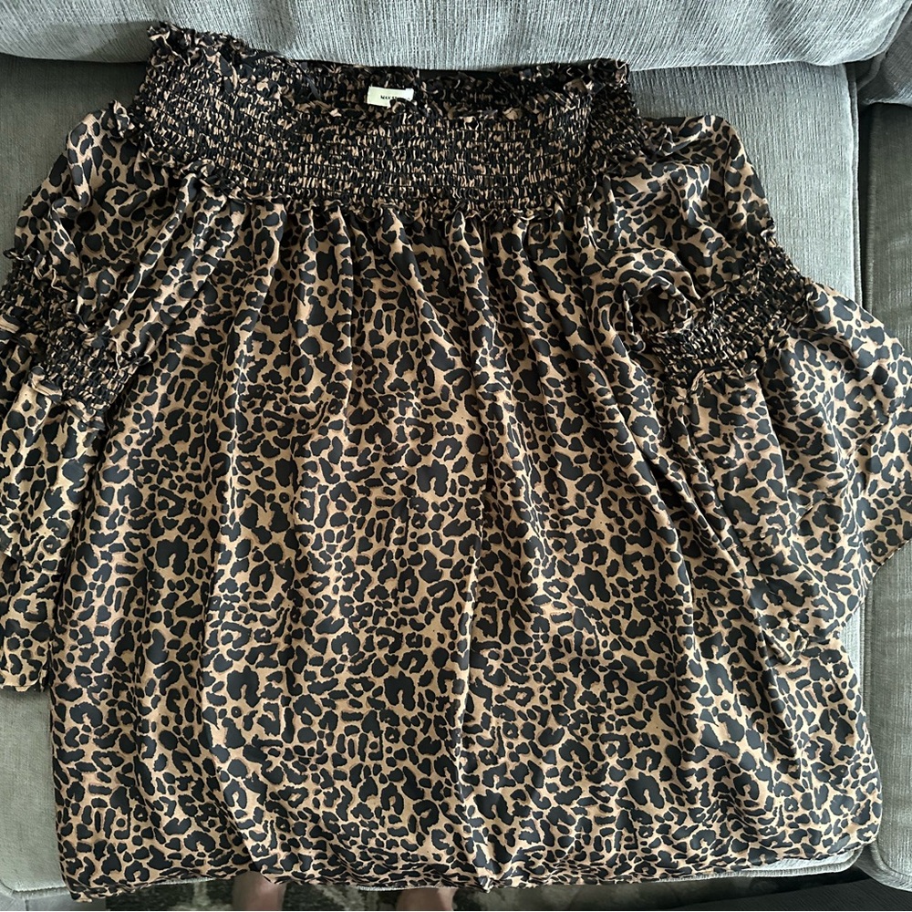 Max Studio Leopard Print Top